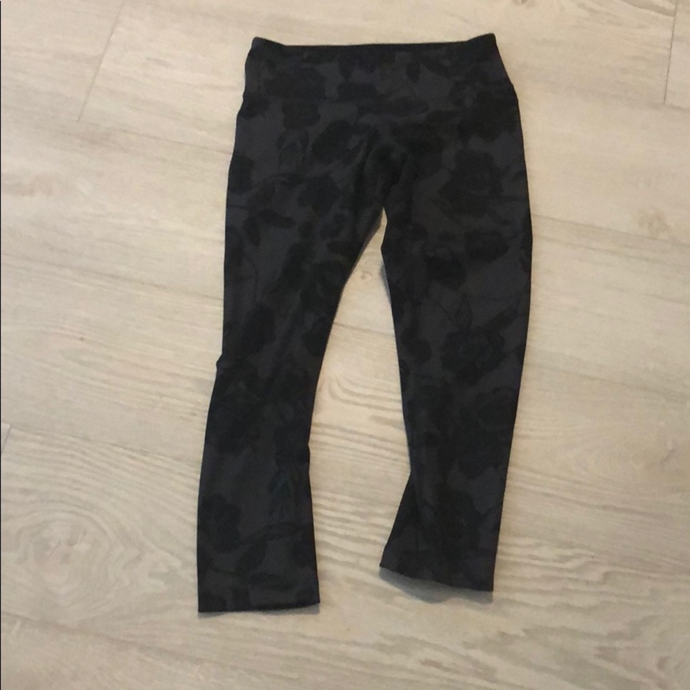 Lululemon capris